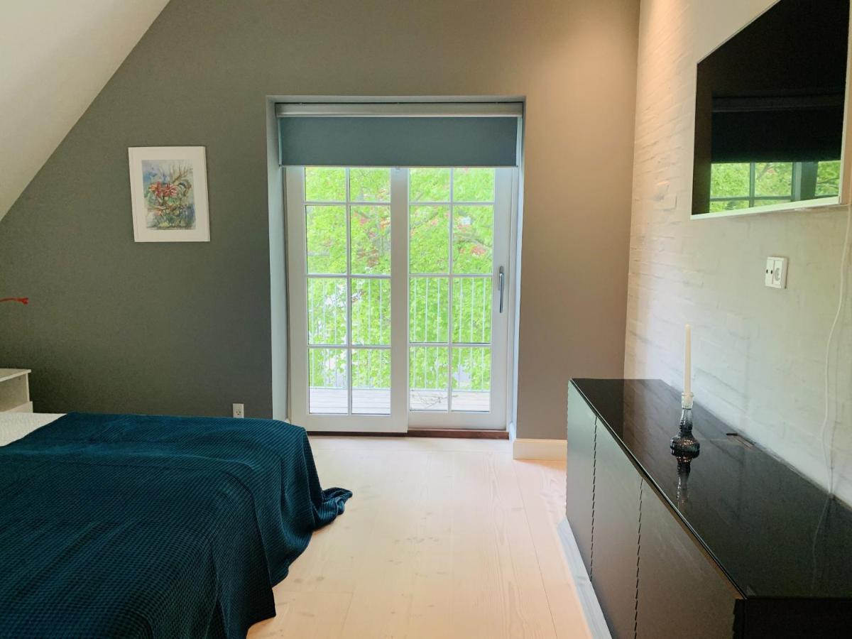 Aday - 3 Bedroom - Modern Living - Center
